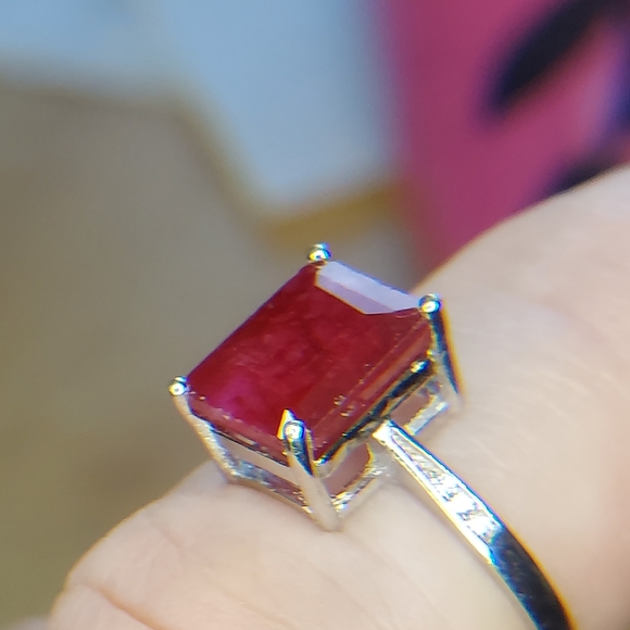 Ruby Ring - Picture 3 of 3